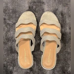 BCBGeneration blue sandal